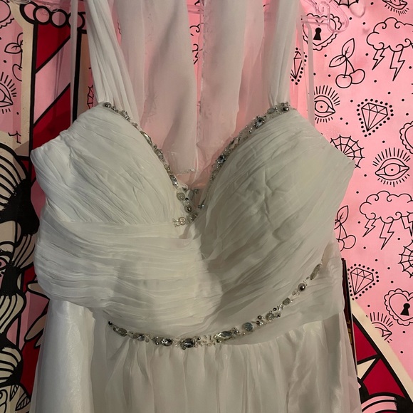 🚫DONATED🚫 - Picture 5 of 9